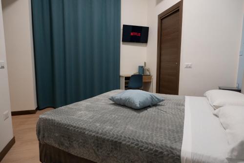 Photo - L'abbraccio di Maria