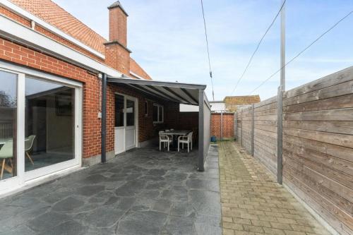 BnB Izegem Villa Vergezicht 5 slaapkamers en 2 badkamers, 12 personen in 伊澤海姆