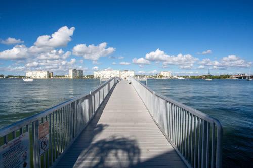 169-F - Madeira Beach Yacht Club - image 4