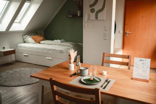 Zentrale & frisch renovierte Unterkunft am Bahnhof in Kirchheim unter Teck, Deutschland