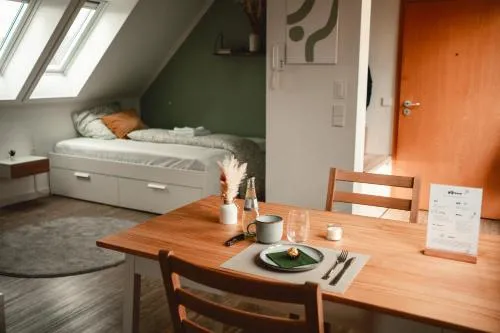 Zentrale & frisch renovierte Unterkunft am Bahnhof in Kirchheim unter Teck, Deutschland