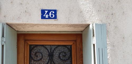 Entrada, La Suzanne in Brantome