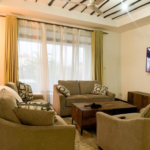 Zuri's Beachfront Bliss, With Beach Access in Mombasa