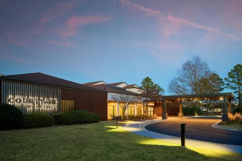 Courtyard by Marriott Huntsville University Drive - main image