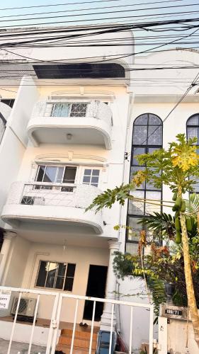 Bangkok villa with 3 bedrooms - Bangkok