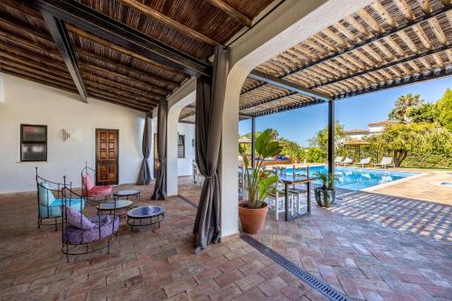 บริการและสิ่งอำนวยความสะดวก, Amazing Carvoeiro Villa Villa Carvoeiro Grande 16 Bedrooms Private Pool in เซสมาเรียส