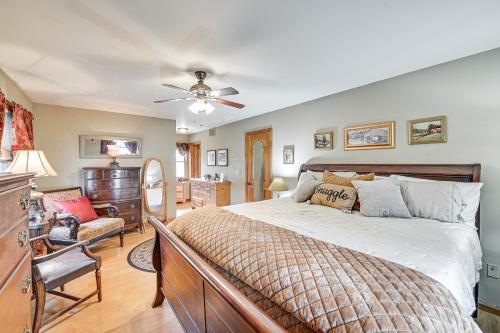Beautiful & Unique Farmhouse 15 Mi to Saratoga in Gansevoort (NY)