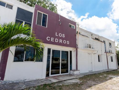 HOTEL LOS CEDROs – khách sạn tại Amp Esperanza