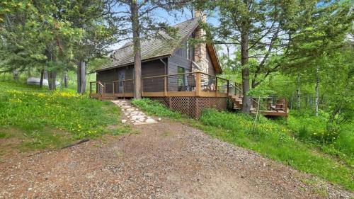 Into the Woods Cabin - image 4