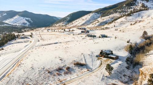 Dog Friendly West Fork Haven with Hot Tub by AAA Red Lodge Rentals - image 12