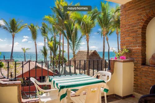 Ocean view 1Br Condo-Balcony-Beach-Pool - 202