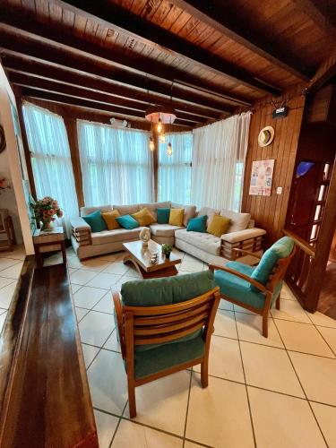 Casa de Emmita in Shell