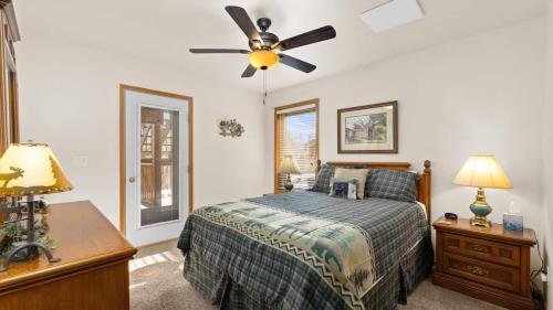 Mountain-View-Tee-and-Ski with Hot Tub by AAA Red Lodge Rentals - image 2