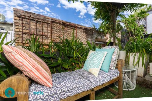Surry Hills 1 Bedroom Terrace with Courtyard - image 2