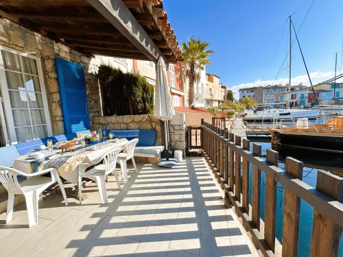 Grande maison de pêcheur proche plage - 4 terrasses, WiFi, parking - FR-1-868-23