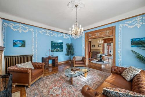 Stately 8BR Historic CWE Home ABODEbucks - image 10