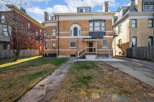 Stately 8BR Historic CWE Home ABODEbucks - image 9