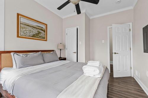 Chic City Living with Modern Touches ABODEbucks - image 8