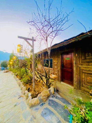 room detail thumbnail 1