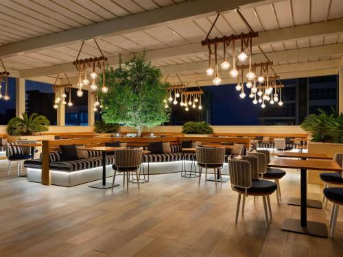 Exterior view, Mercure Dubai Gold District in Deira