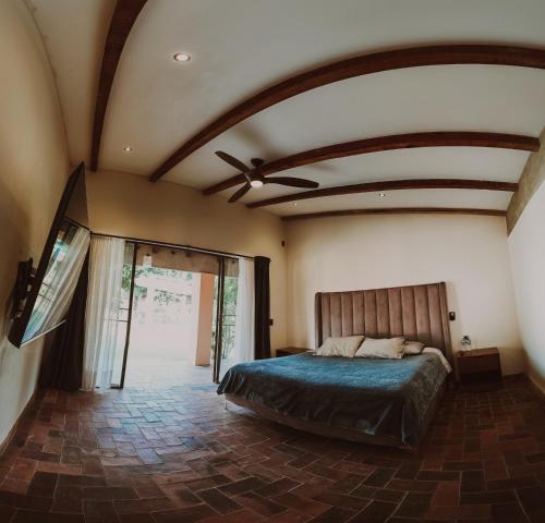 1 king bed