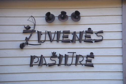 Žuvienės Pašiūrė Žuvienės Pašiūrė