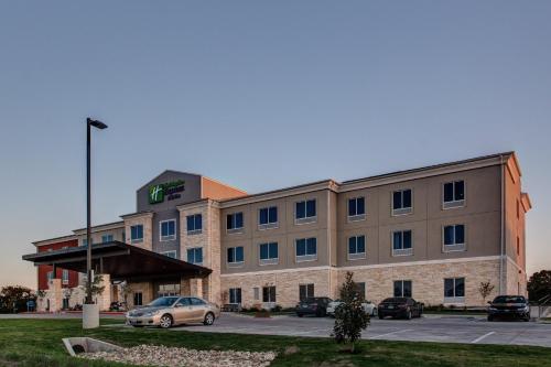. Holiday Inn Express & Suites Gatesville - N. Ft Hood by IHG