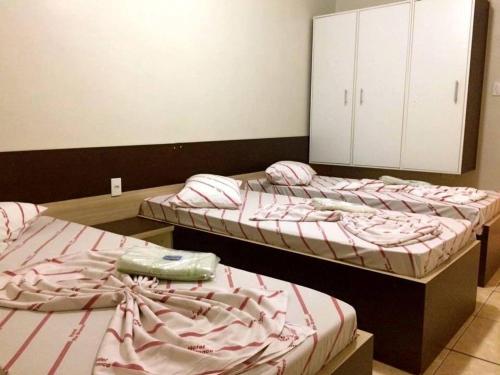 Standard Triple Room image 3