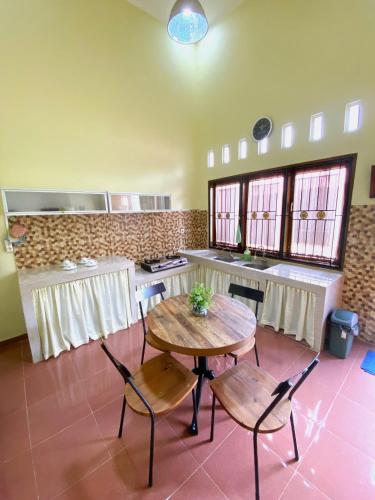 Homestay Syariah Pangandaran by Simply Homy - Banjar