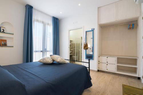 Timbuktu Hostel – San Vito Lo Capo, CA