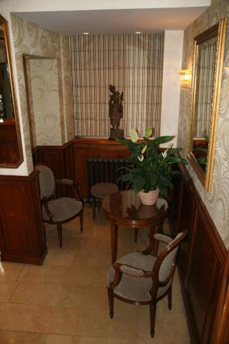 Hotel Bellevue Saint-Lazare - image 6