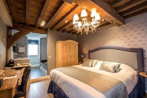 82108961 Luxury Boutique Hotel De Castillion