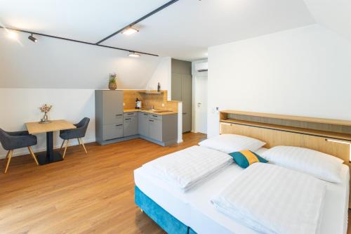 Wildfang Apartments