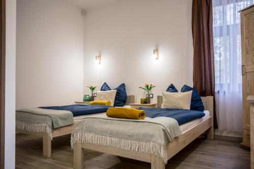 Bed, Hont Vendeghaz in Drégelypalánk