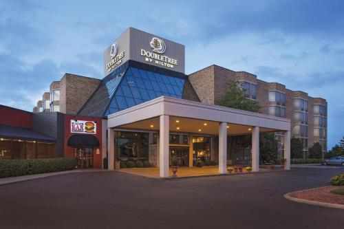 DoubleTree by Hilton Johnson City - Hotel