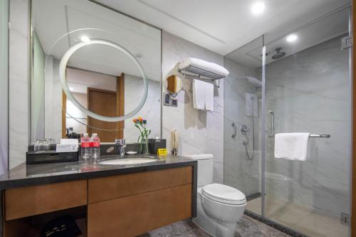 room detail thumbnail 2