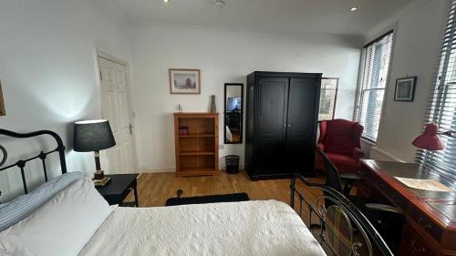 1 double bed