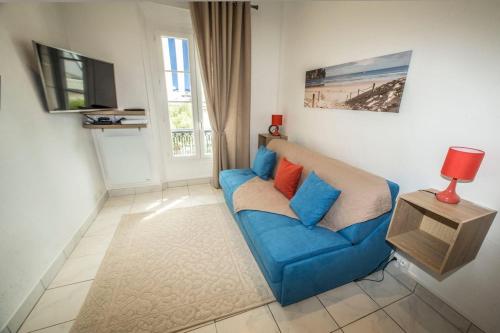 Studio w parking, close to film Festival Palace