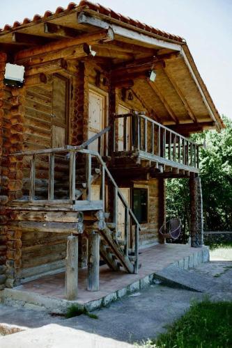 winery and guesthouse makhare in Gogni
