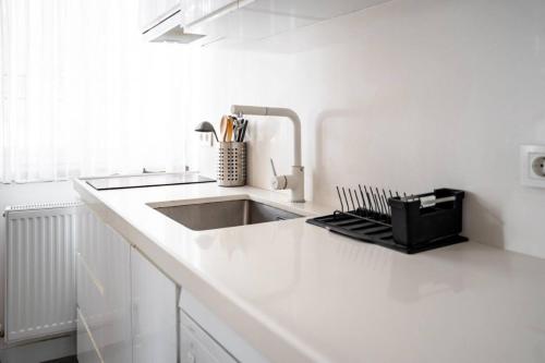 Trendy 2BD Cozy Modern Bebek Home! #415 - image 9