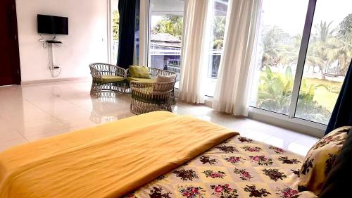 Residence les rives bleues – khách sạn tại Assinie-Mafia