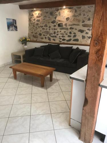 Location de charme au coeur de l'Auvergne in Parent