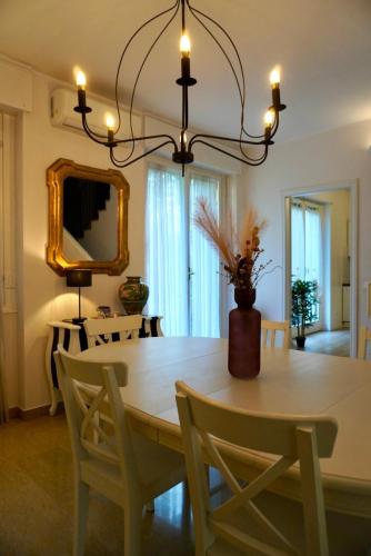 Seadmed, Villa with garden 3 BR and near Milan Rho Fiera in Arese