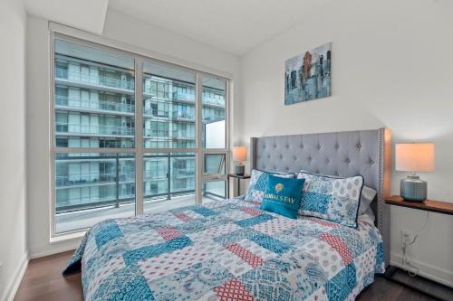 Cozy 2 Bedroom Condo in Dunfield Ave Downtown Toronto – khách sạn tại Phố cổToronto