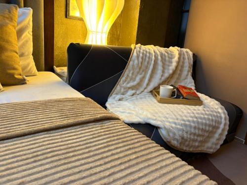 1 twin bed