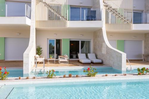 Marina Garden - Beautiful apartment with direct access to the pool