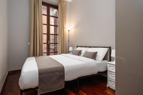 Italianway - Borgospesso 14, Milan