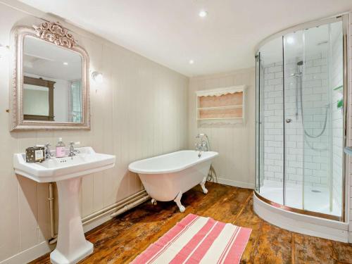 Létesítmények, 3 Bed in Brockenhurst oc-nfl82 in Beaulieu