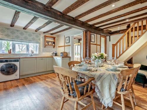 Létesítmények, 3 Bed in Fordingbridge oc-94495 in Godshill