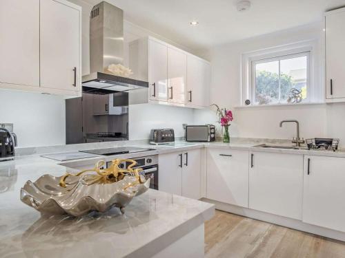 3 Bed in Shanklin 92052, Shanklin (photo 8)